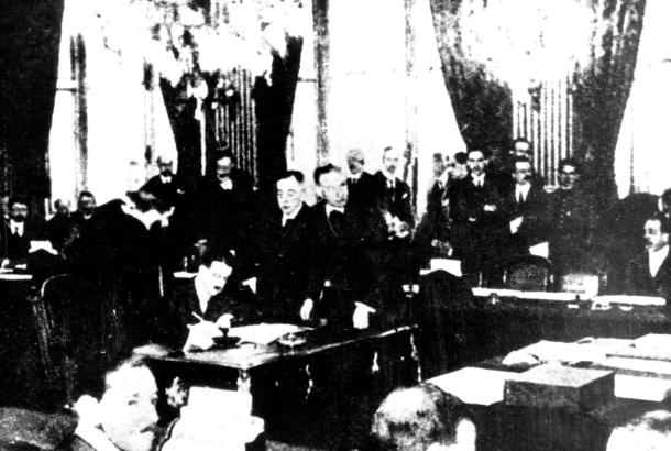 Firma del Tratado de Versalles, 28 de junio de 1919. Salón de los Espejos. 
